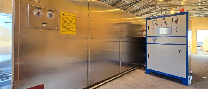 Digital kiln drying control panel monitoring wood moisture, temperature, and airflow