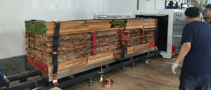 vacuum kiln installation Indonesia teak factory